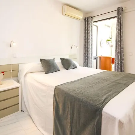 Maison Acces Direct A La Villa Manilva